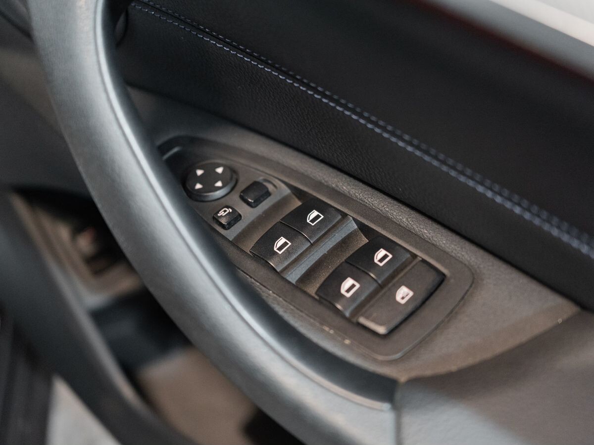 BMW X1 2016 - фото автомобиля