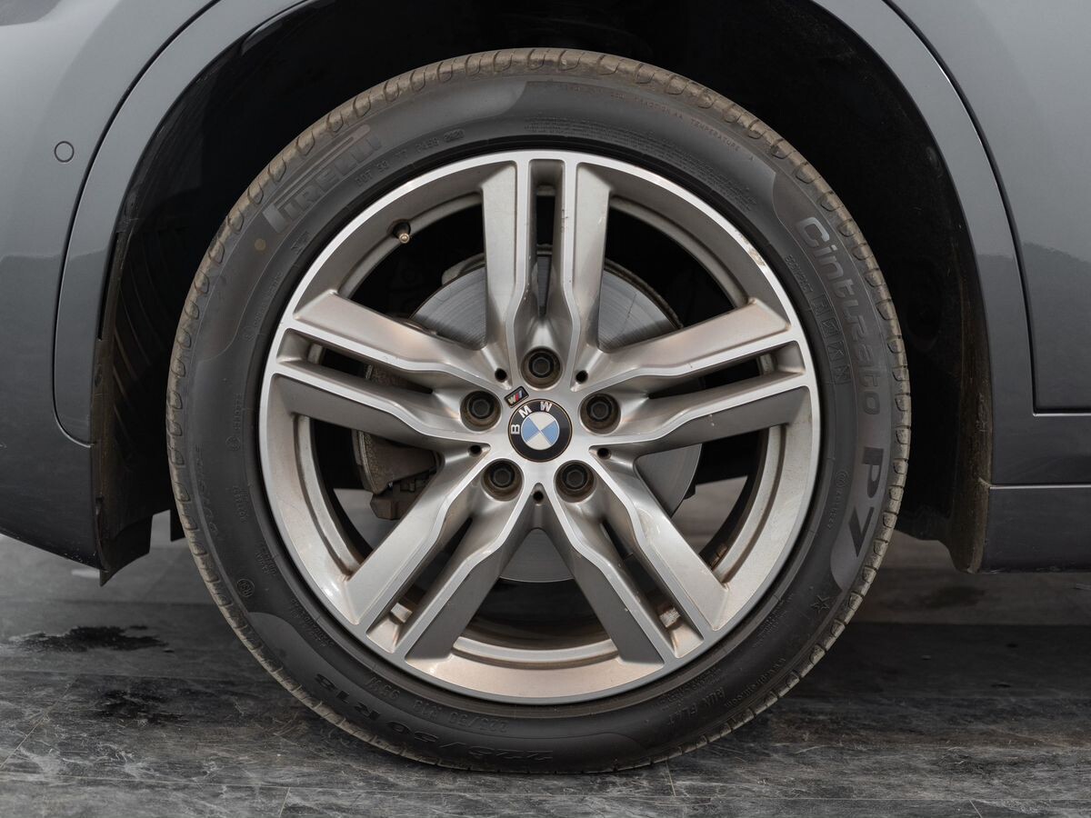 BMW X1 2016 - фото автомобиля