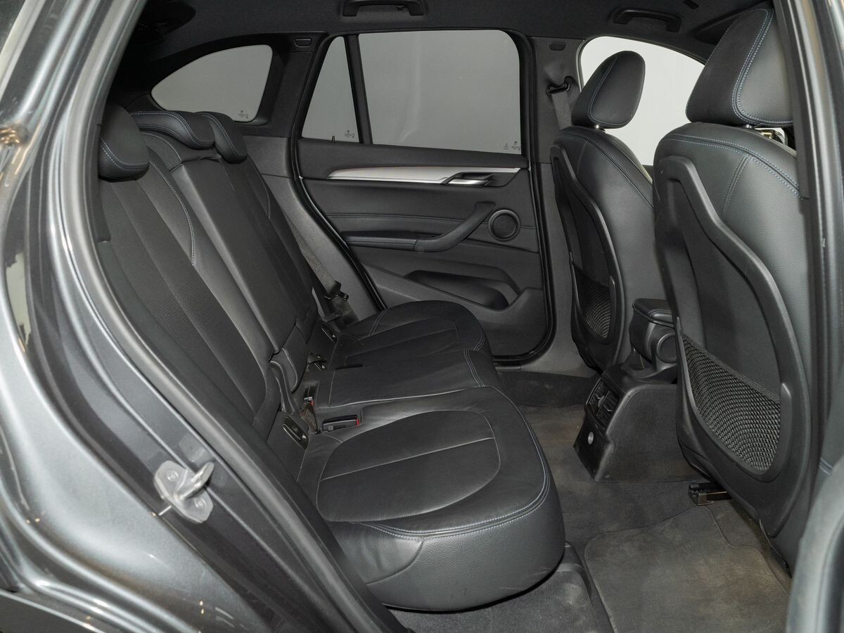 BMW X1 2016 - фото автомобиля