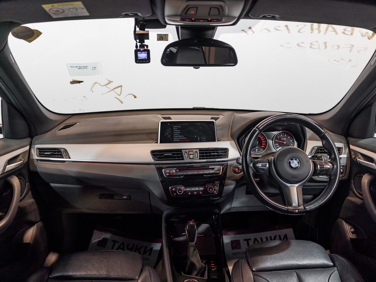 BMW X1 2016 - фото автомобиля