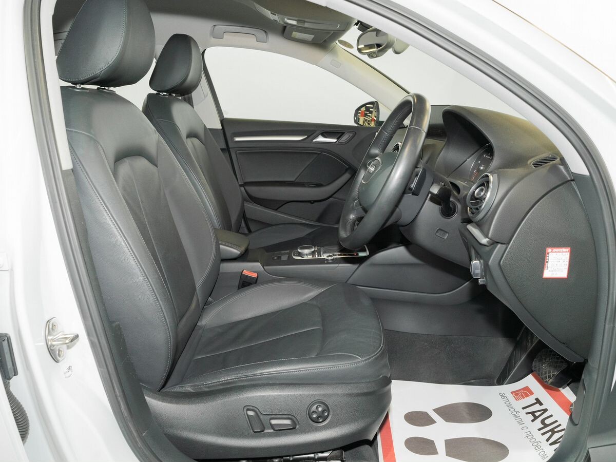 Audi A3 2014 - фото автомобиля