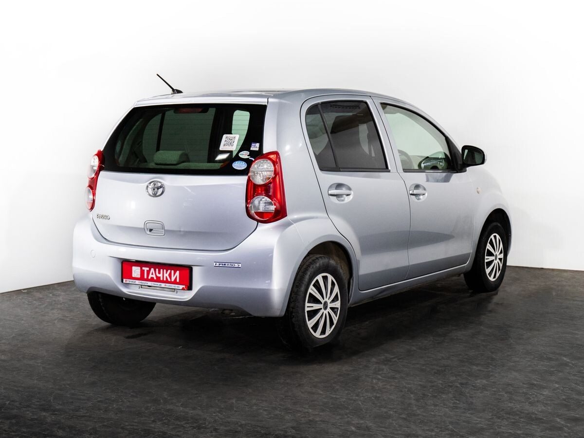 Toyota Passo 2010 - фото автомобиля
