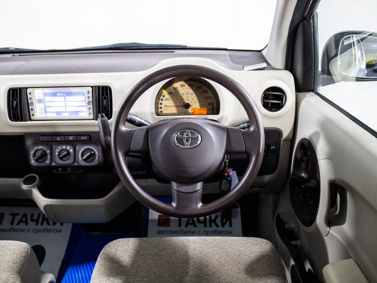 Toyota Passo 2010 - фото автомобиля