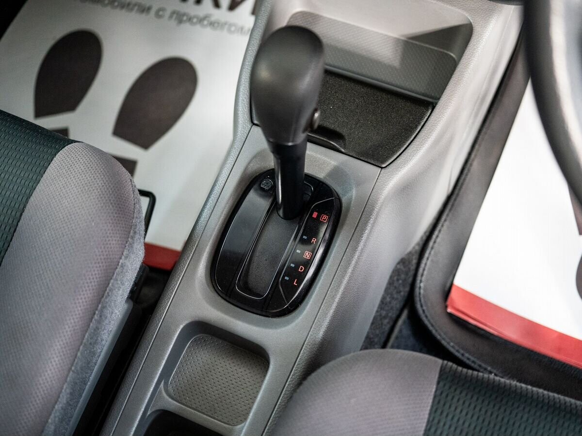 Nissan AD 2016 - фото автомобиля