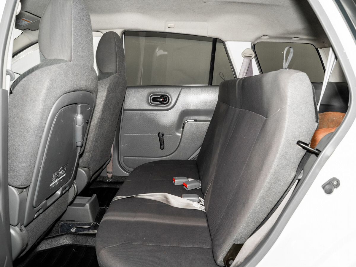 Nissan AD 2016 - фото автомобиля