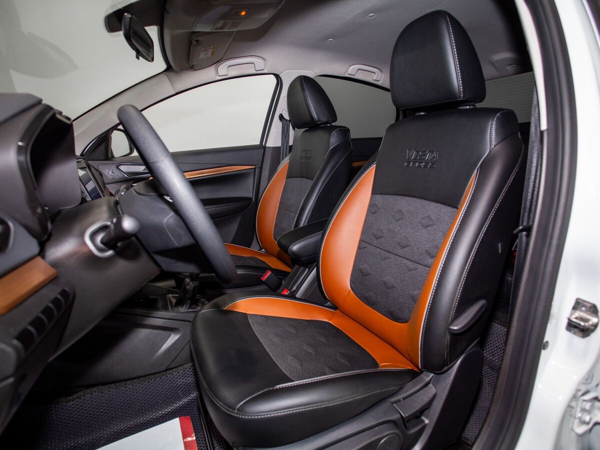 Lada (ВАЗ) Vesta 2023 - фото автомобиля