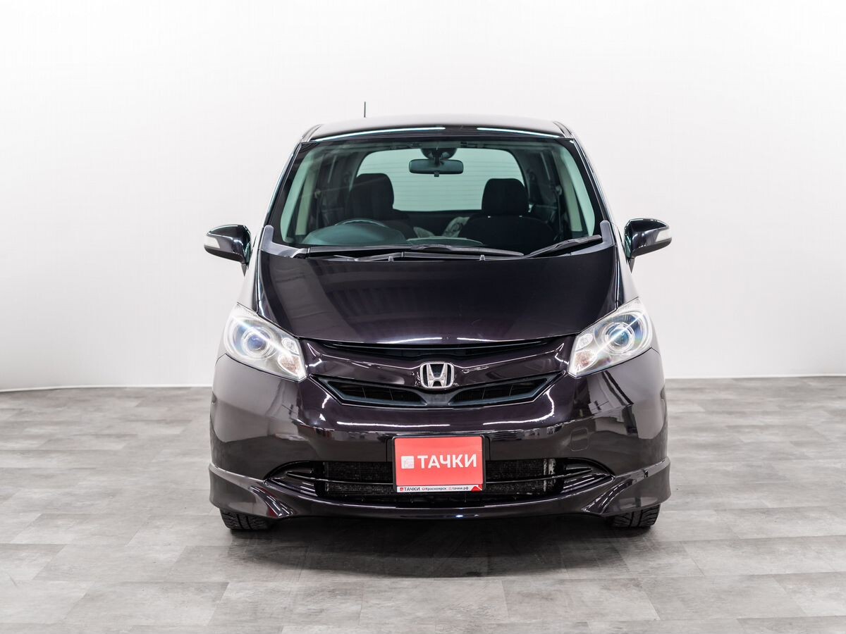 Honda Freed 2011 - фото автомобиля