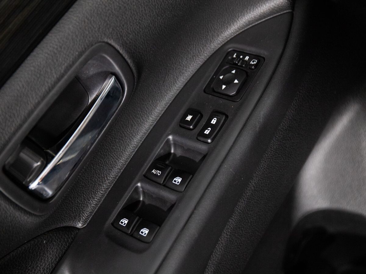 Mitsubishi Outlander 2018 - фото автомобиля