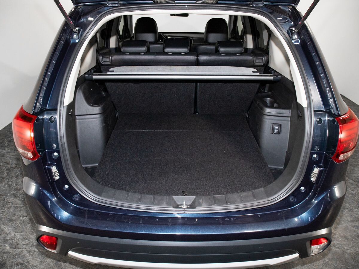 Mitsubishi Outlander 2018 - фото автомобиля