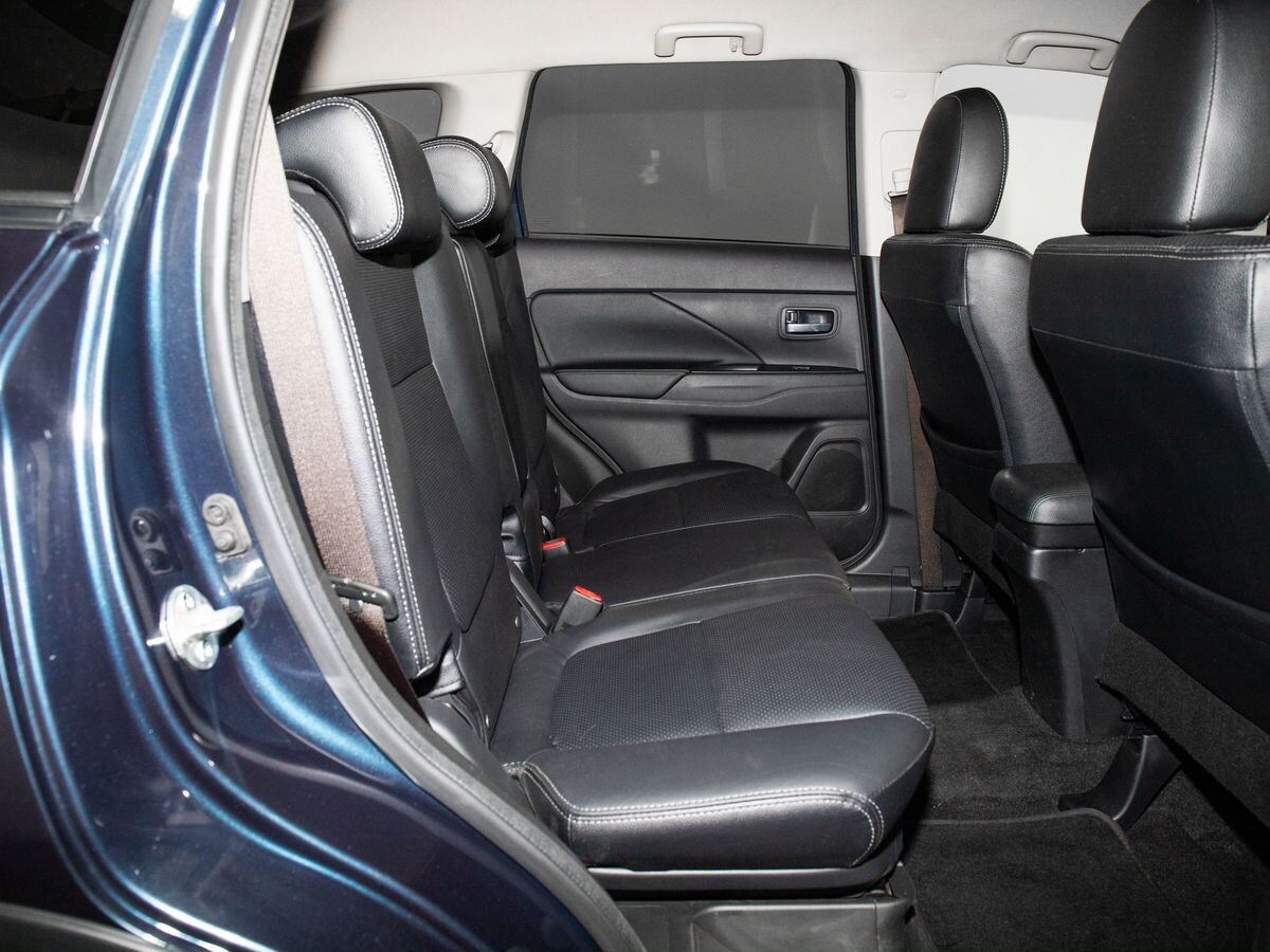 Mitsubishi Outlander 2018 - фото автомобиля
