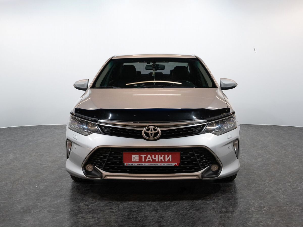 Toyota Camry 2017 - фото автомобиля