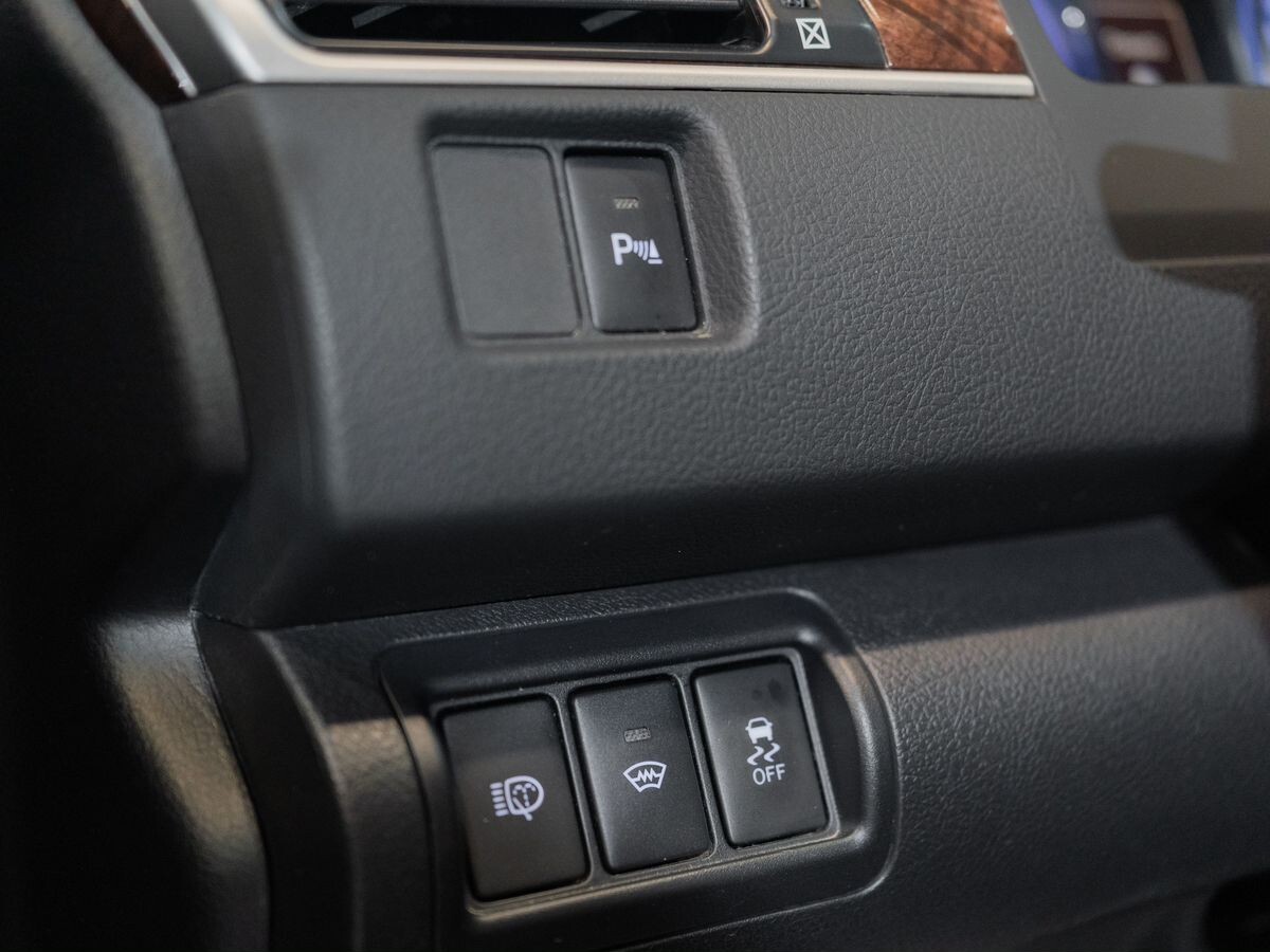 Toyota Camry 2017 - фото автомобиля