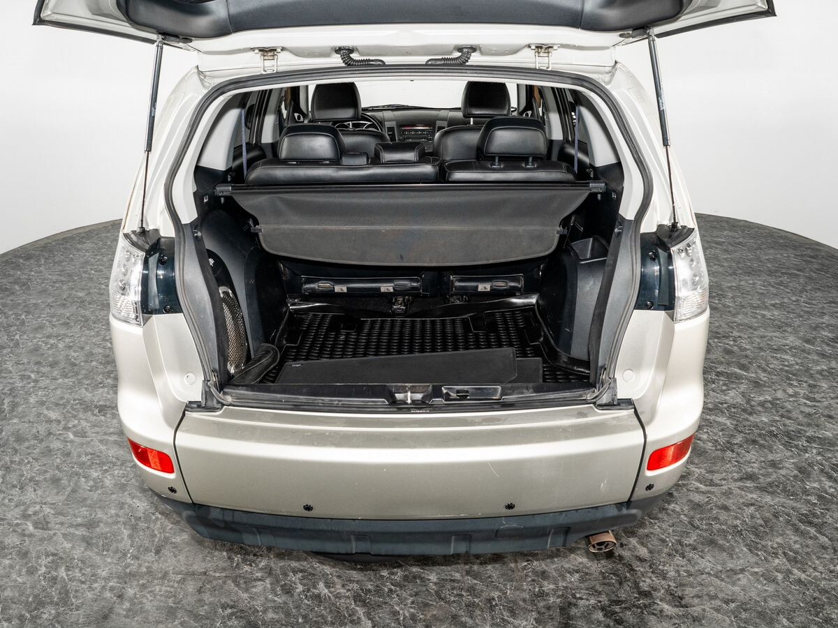Mitsubishi Outlander 2008 - фото автомобиля