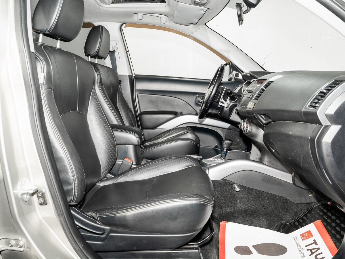 Mitsubishi Outlander 2008 - фото автомобиля