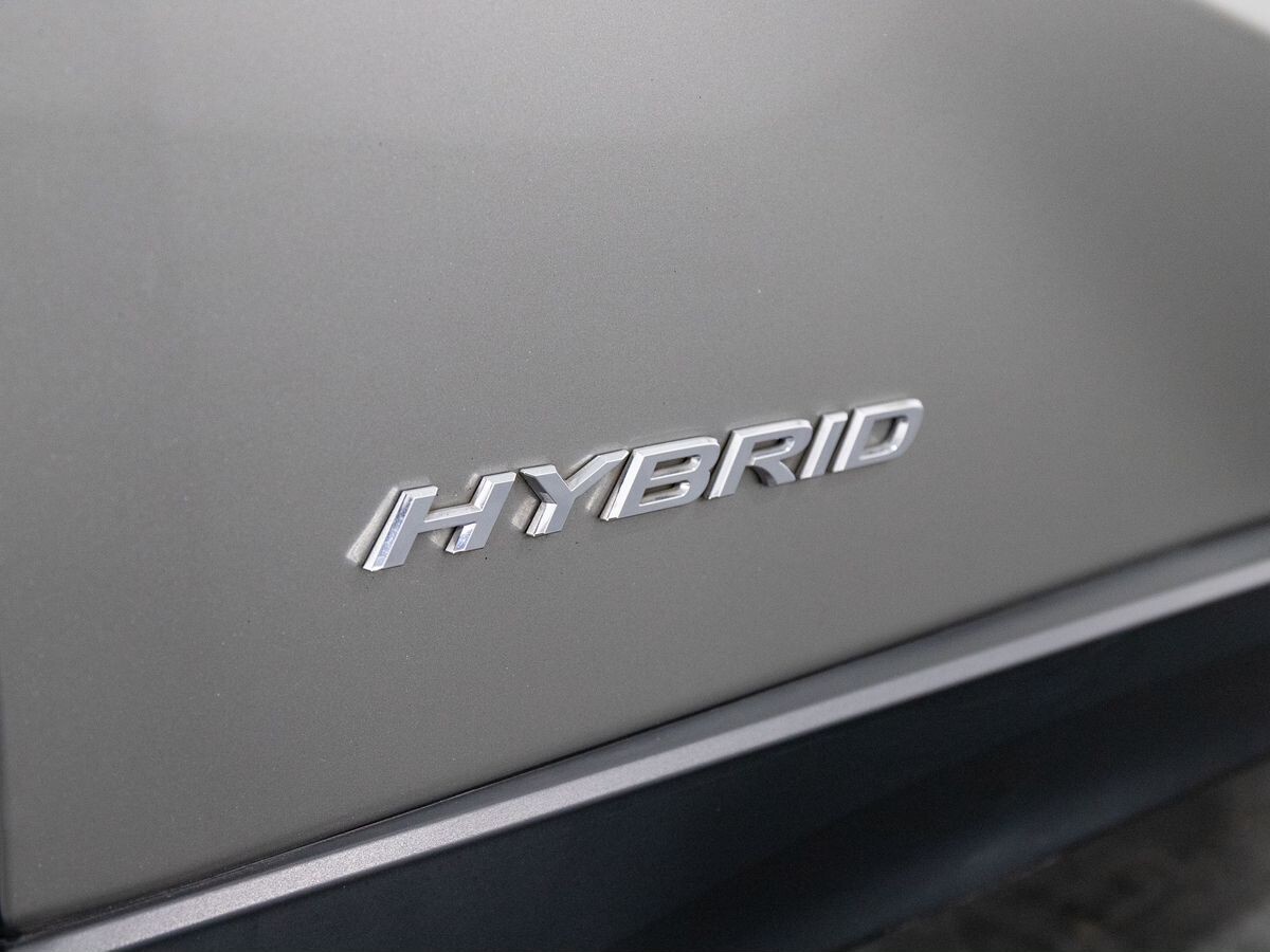 Lexus UX 2019 - фото автомобиля