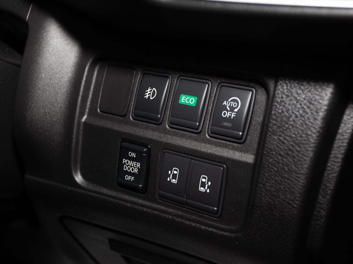 Nissan Serena 2018 - фото автомобиля