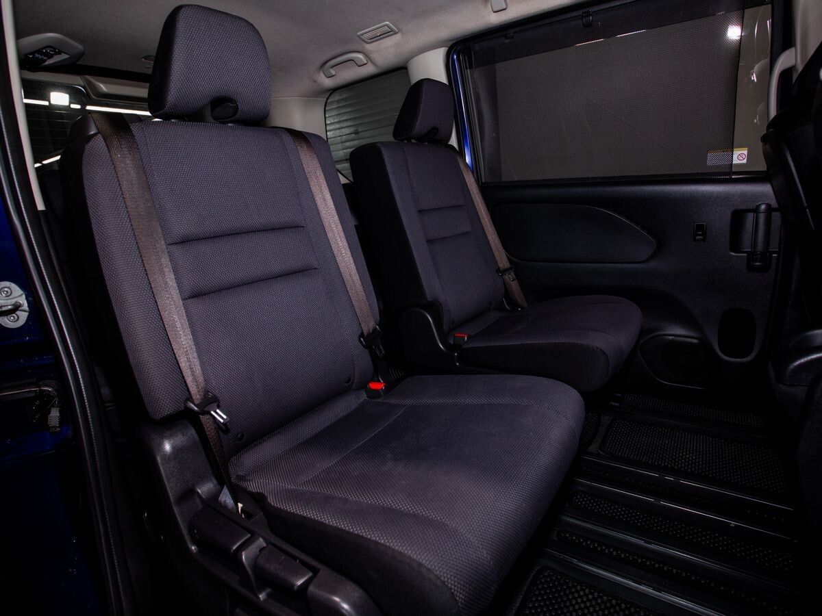 Nissan Serena 2018 - фото автомобиля