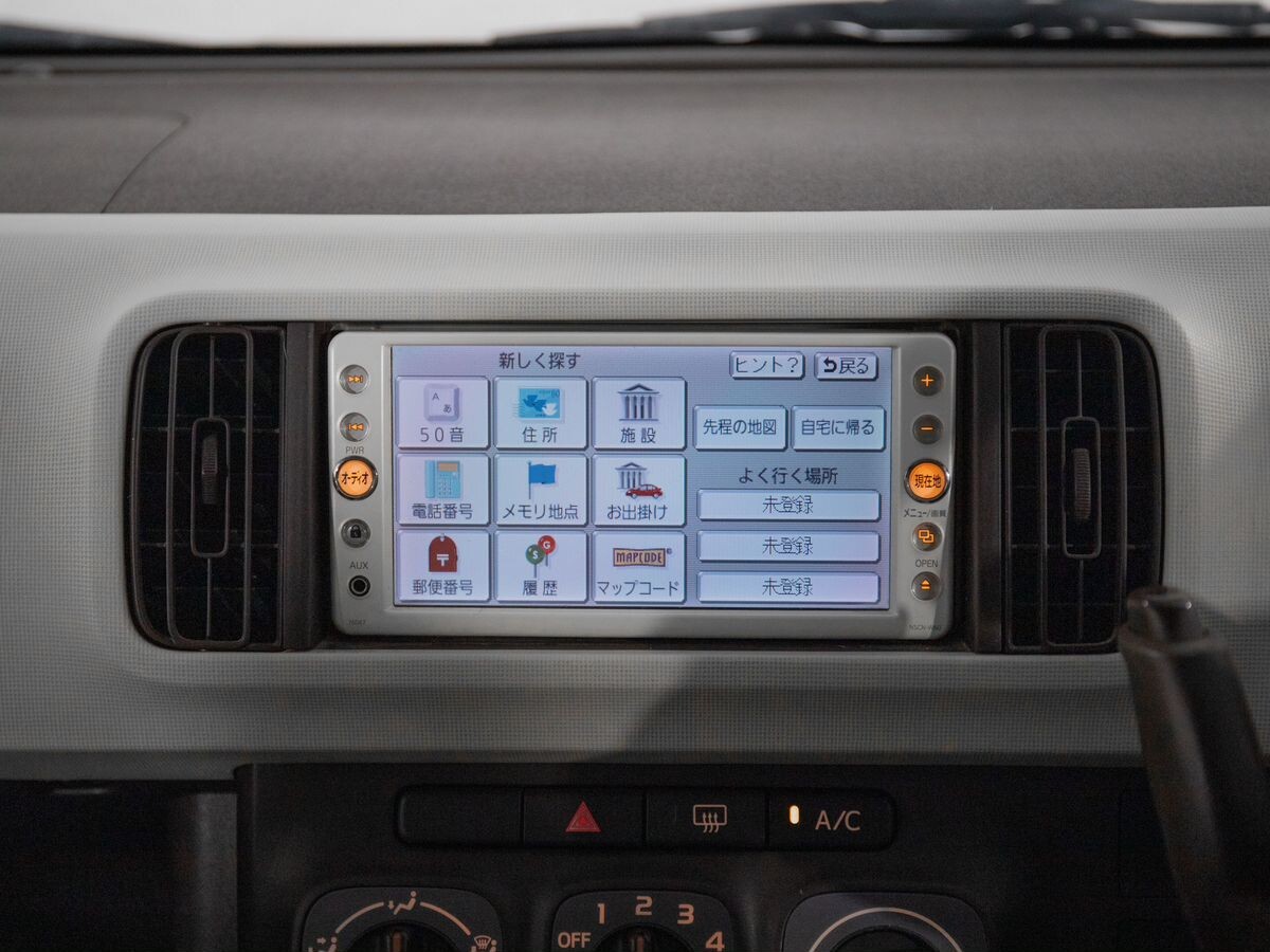 Toyota Passo 2010 - фото автомобиля