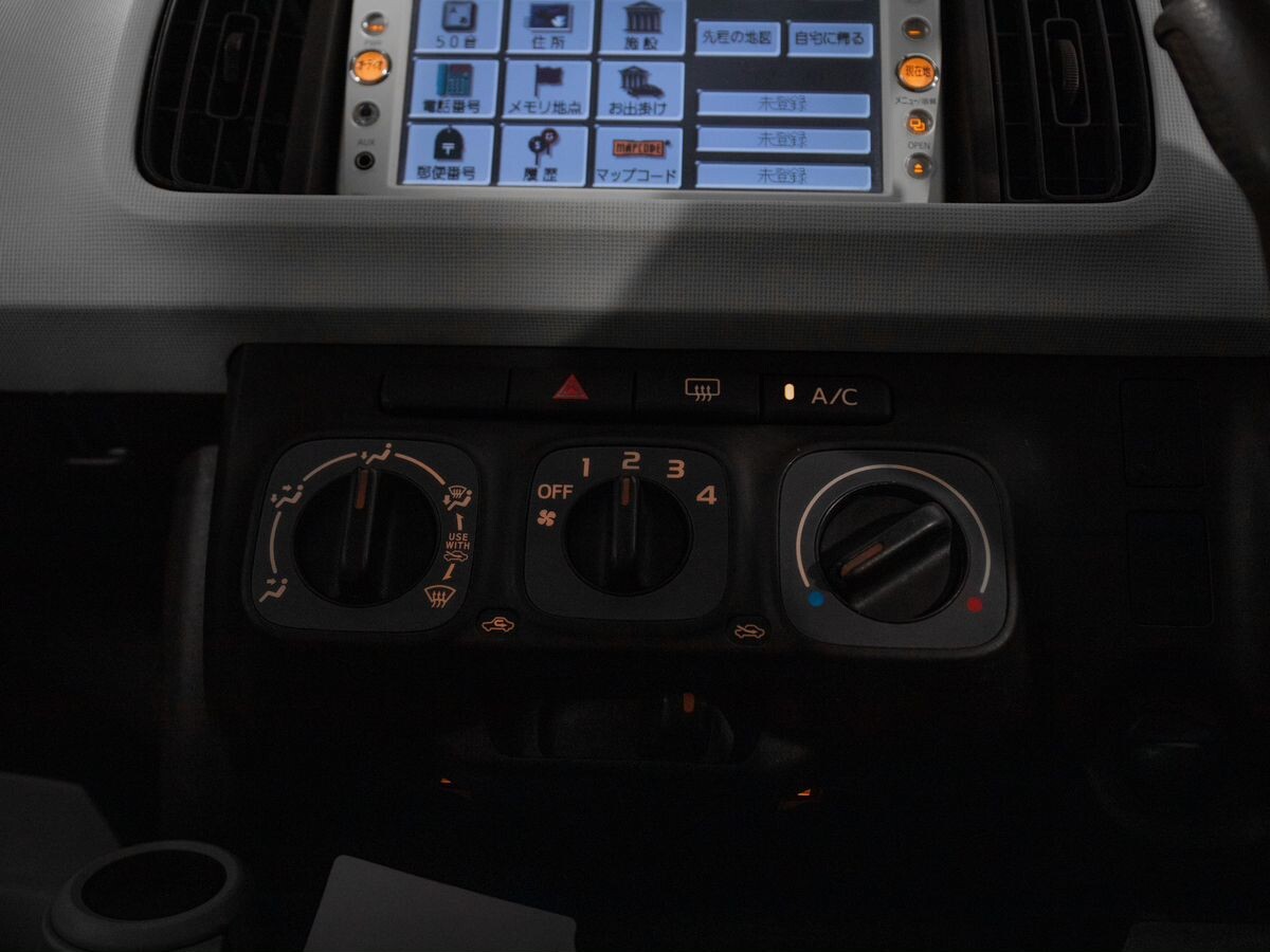 Toyota Passo 2010 - фото автомобиля