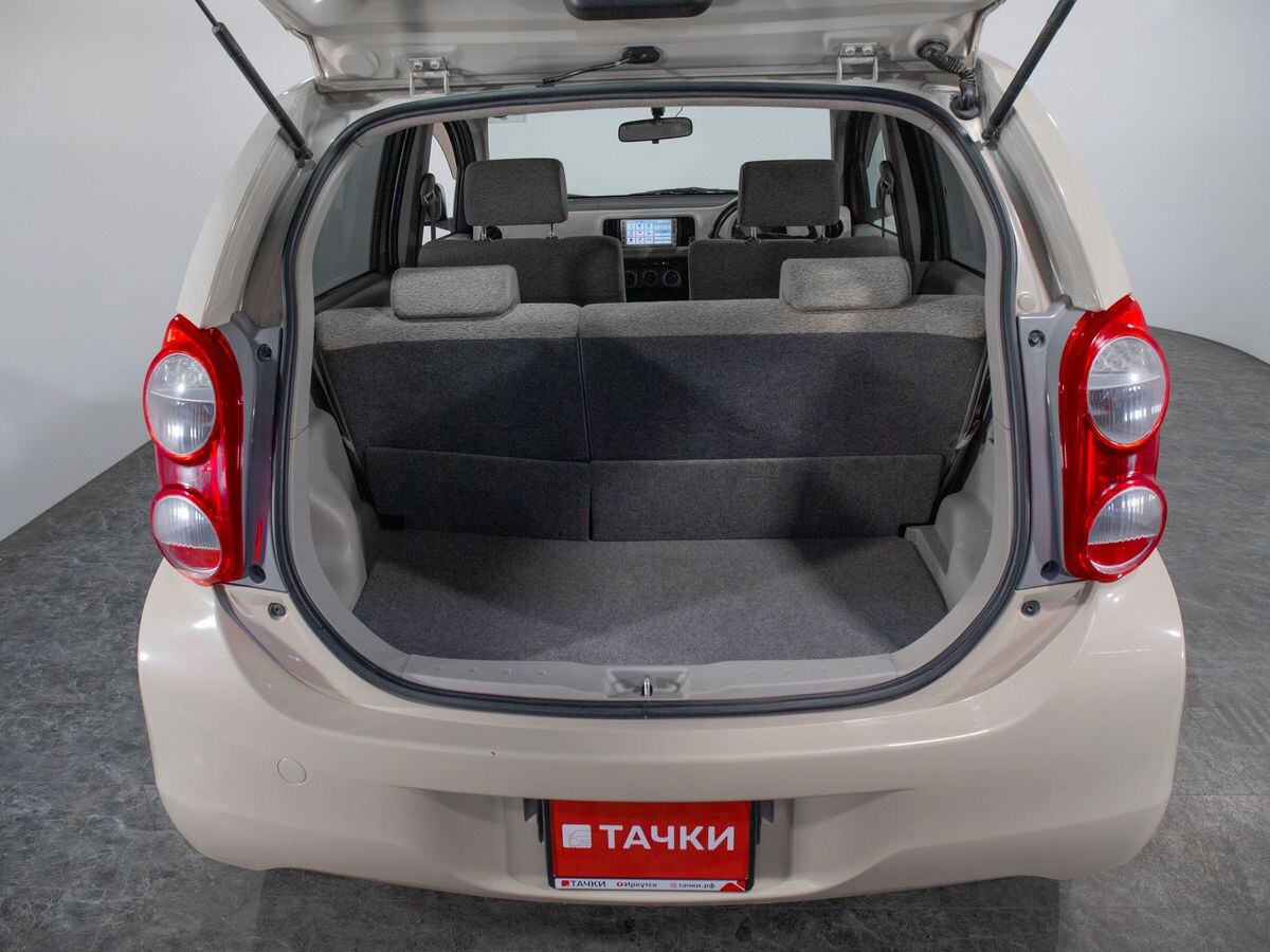 Toyota Passo 2010 - фото автомобиля