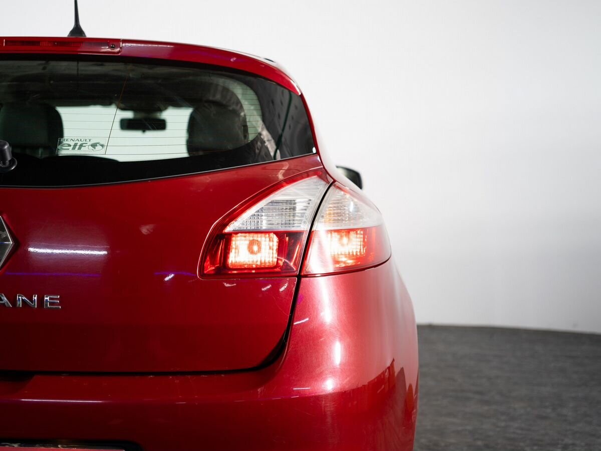 Renault Megane 2011 - фото автомобиля