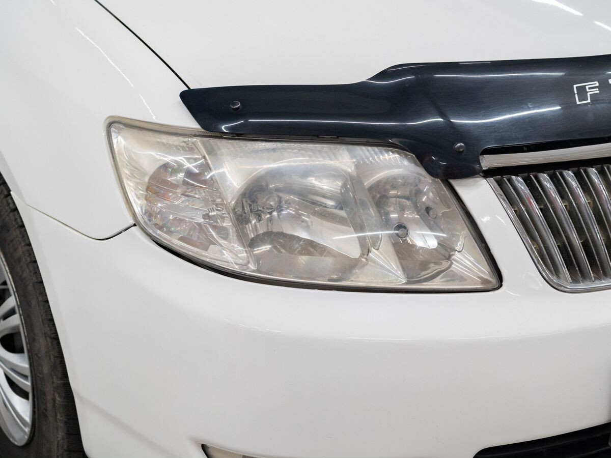 Toyota Corolla 2005 - фото автомобиля