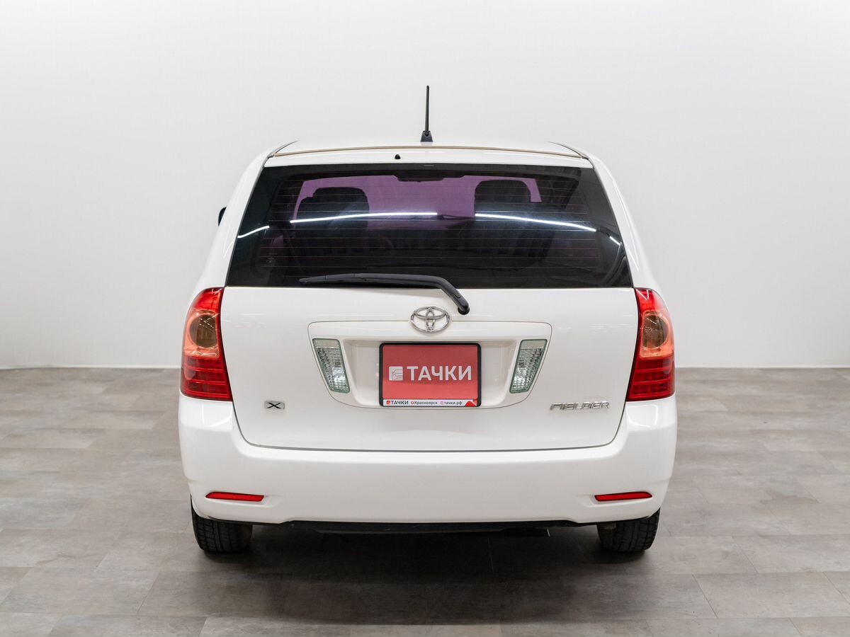 Toyota Corolla 2005 - фото автомобиля