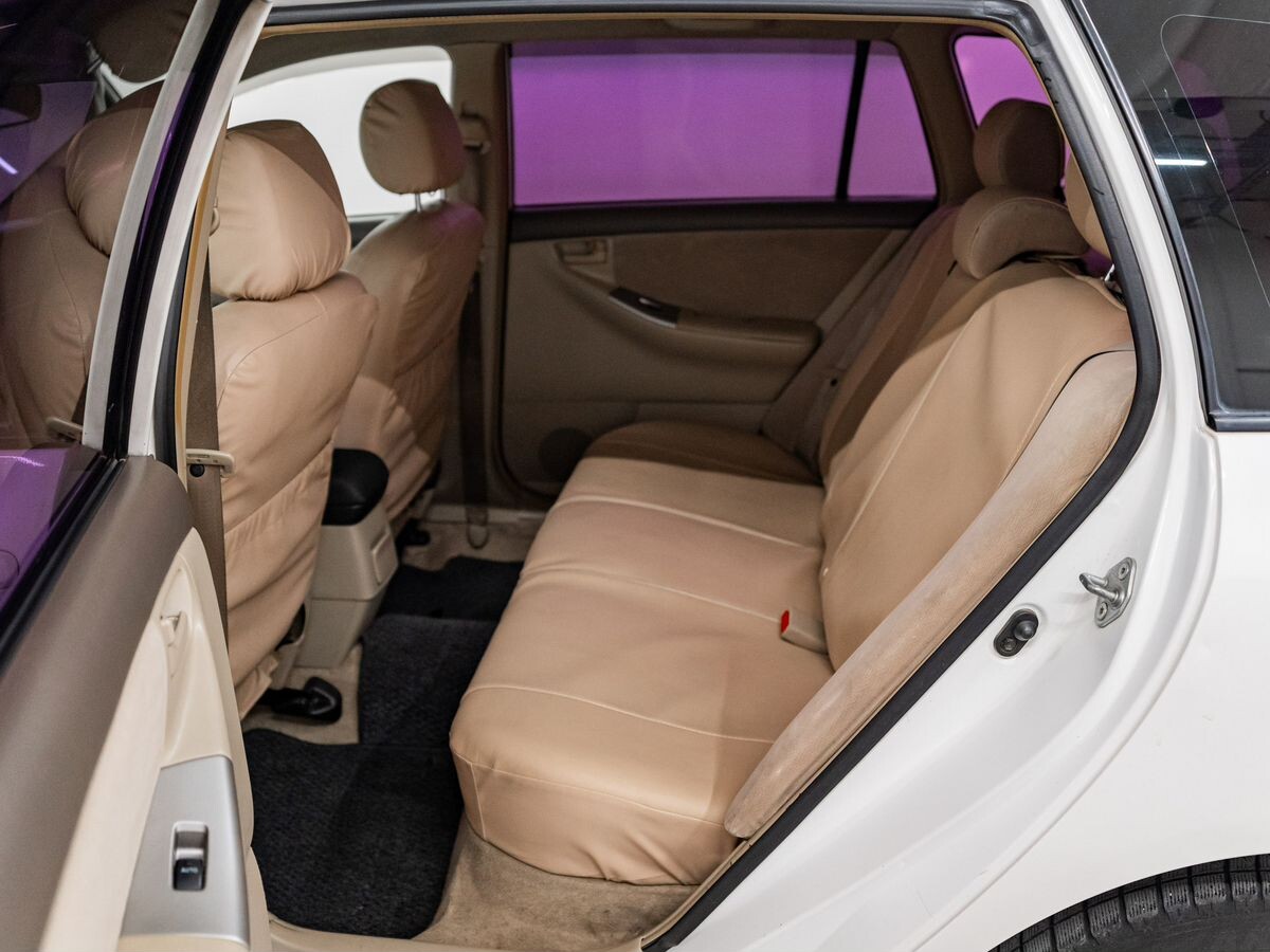 Toyota Corolla 2005 - фото автомобиля