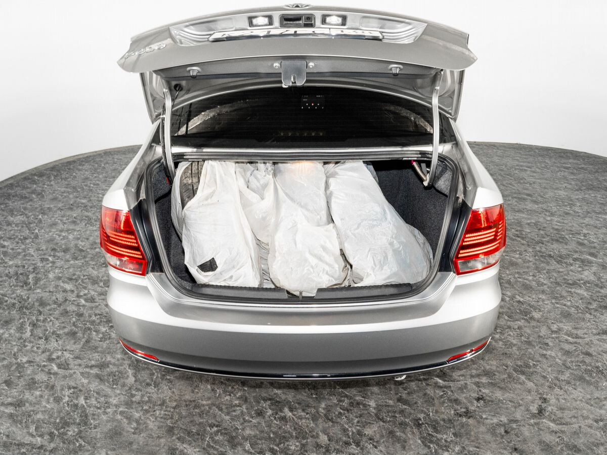 Volkswagen Polo 2017 - фото автомобиля