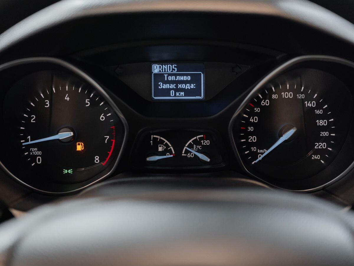 Ford Focus 2018 - фото автомобиля