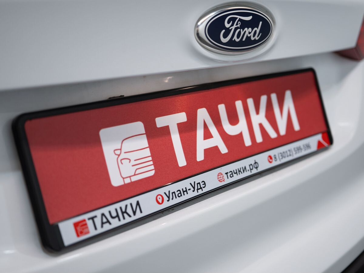 Ford Focus 2018 - фото автомобиля