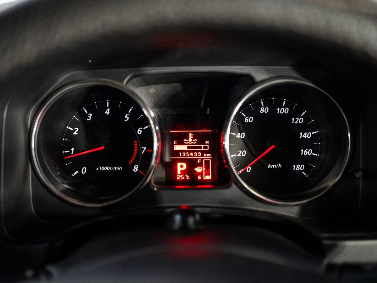 Mitsubishi Delica D:5 2014 - фото автомобиля