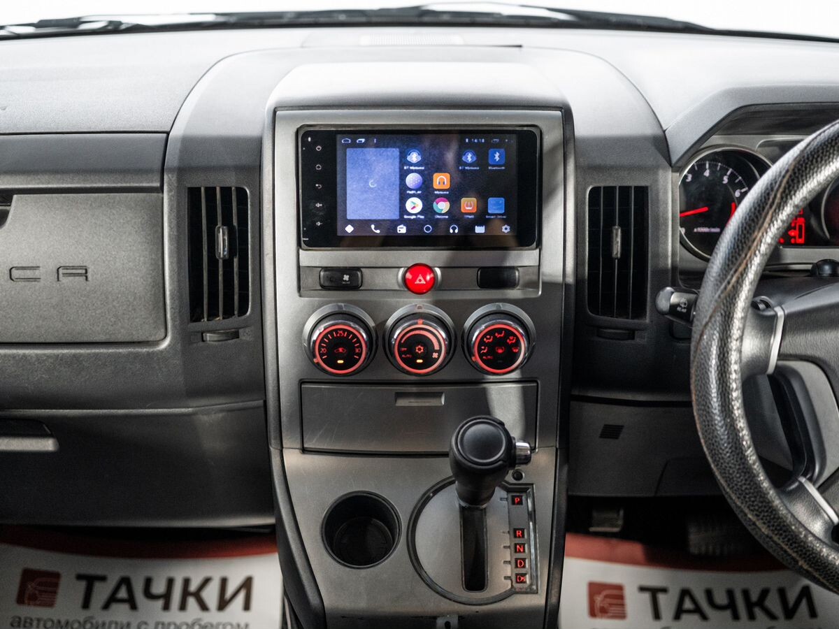 Mitsubishi Delica D:5 2014 - фото автомобиля