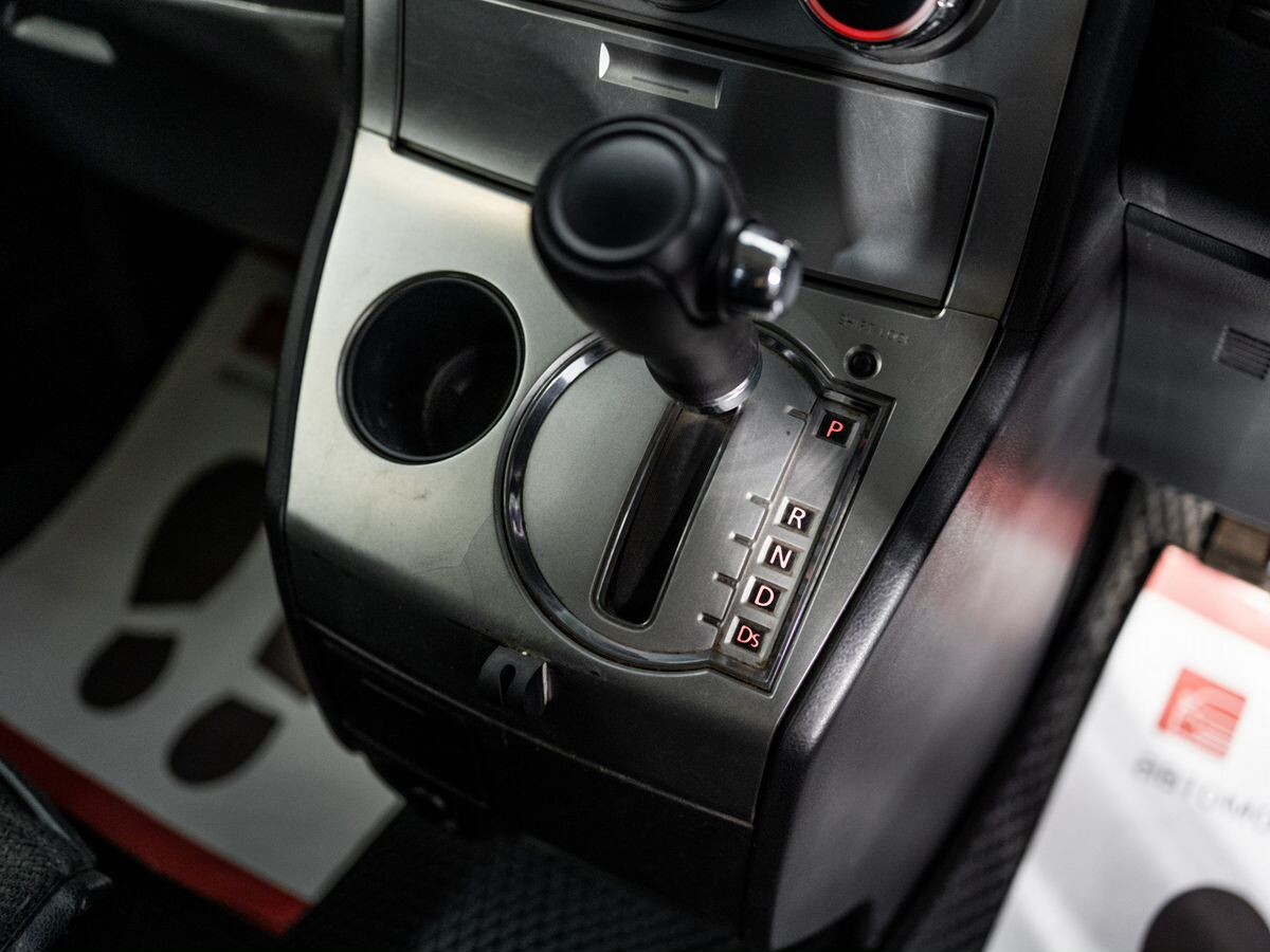 Mitsubishi Delica D:5 2014 - фото автомобиля