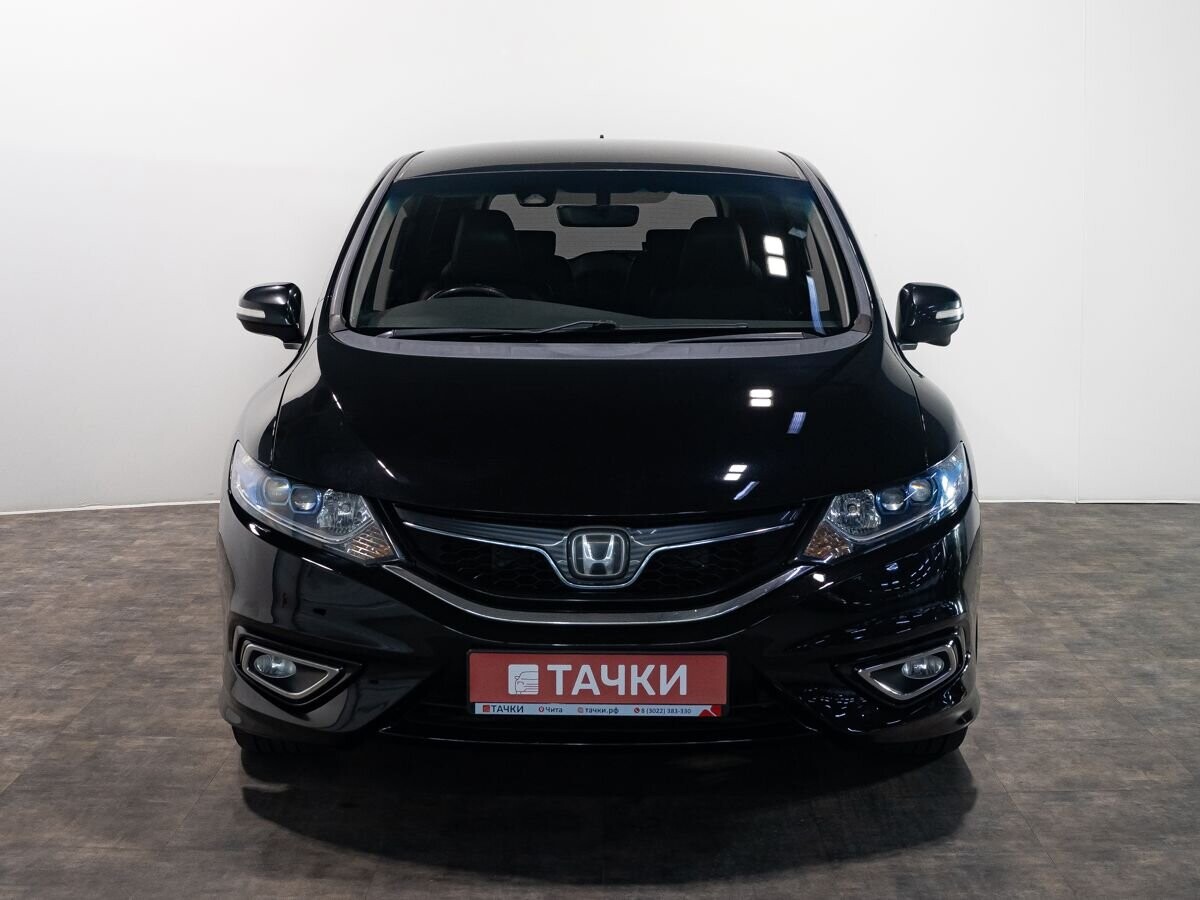 Honda Jade 2015 - фото автомобиля