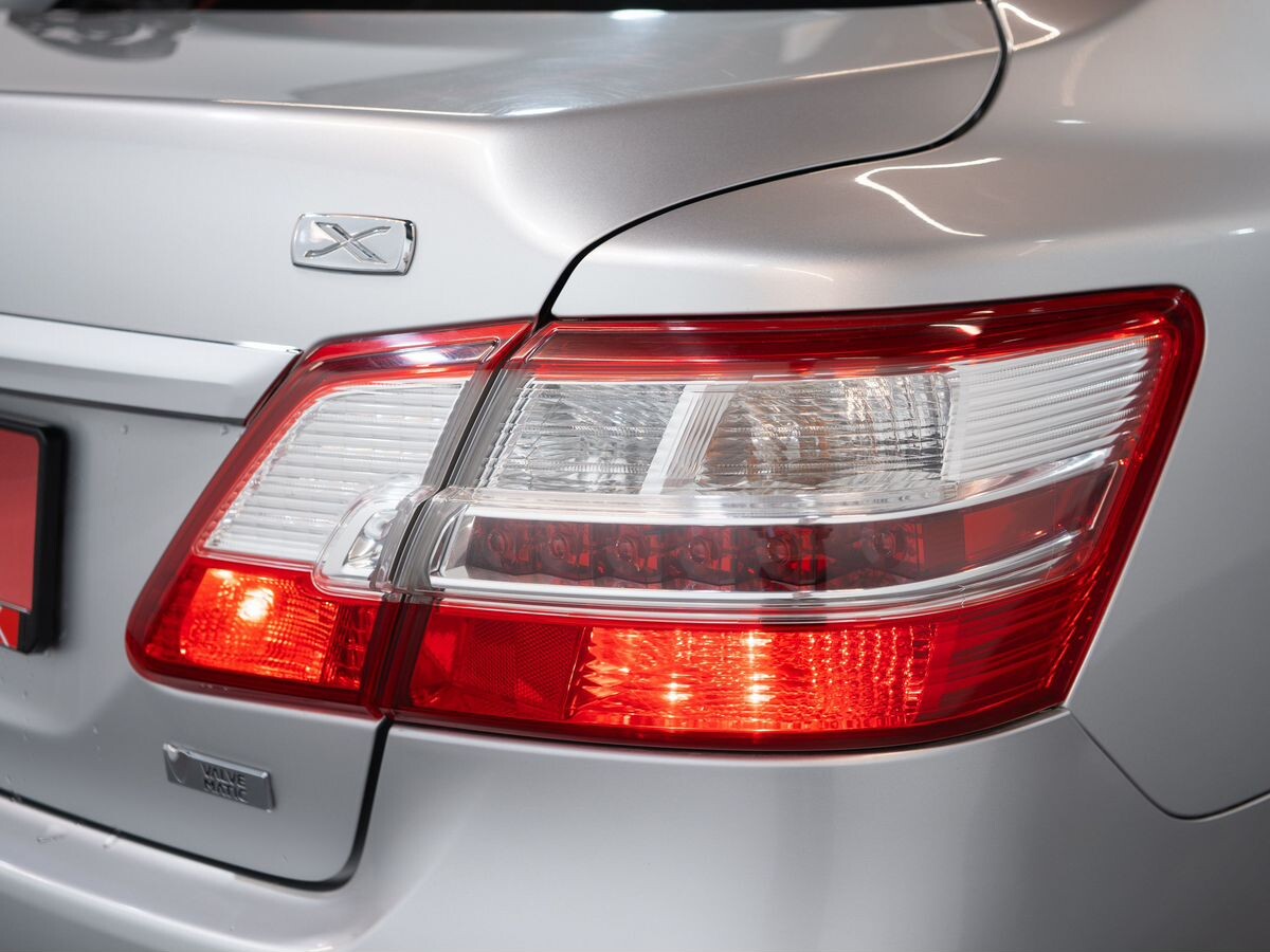 Toyota Premio 2012 - фото автомобиля