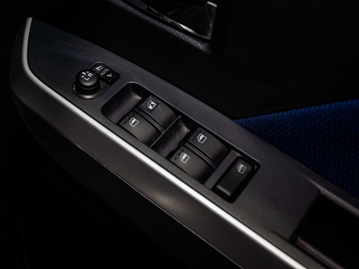 Toyota Roomy 2017 - фото автомобиля