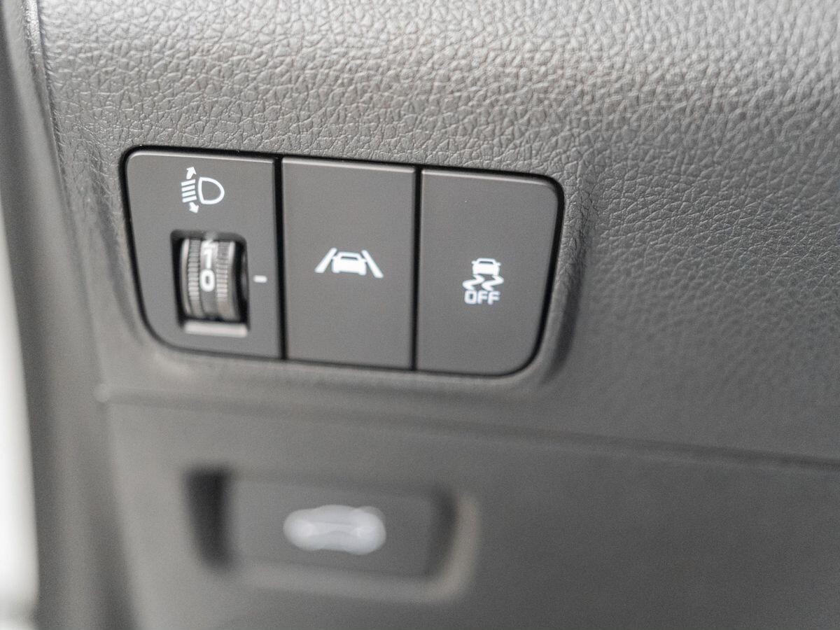 Kia K5 2023 - фото автомобиля