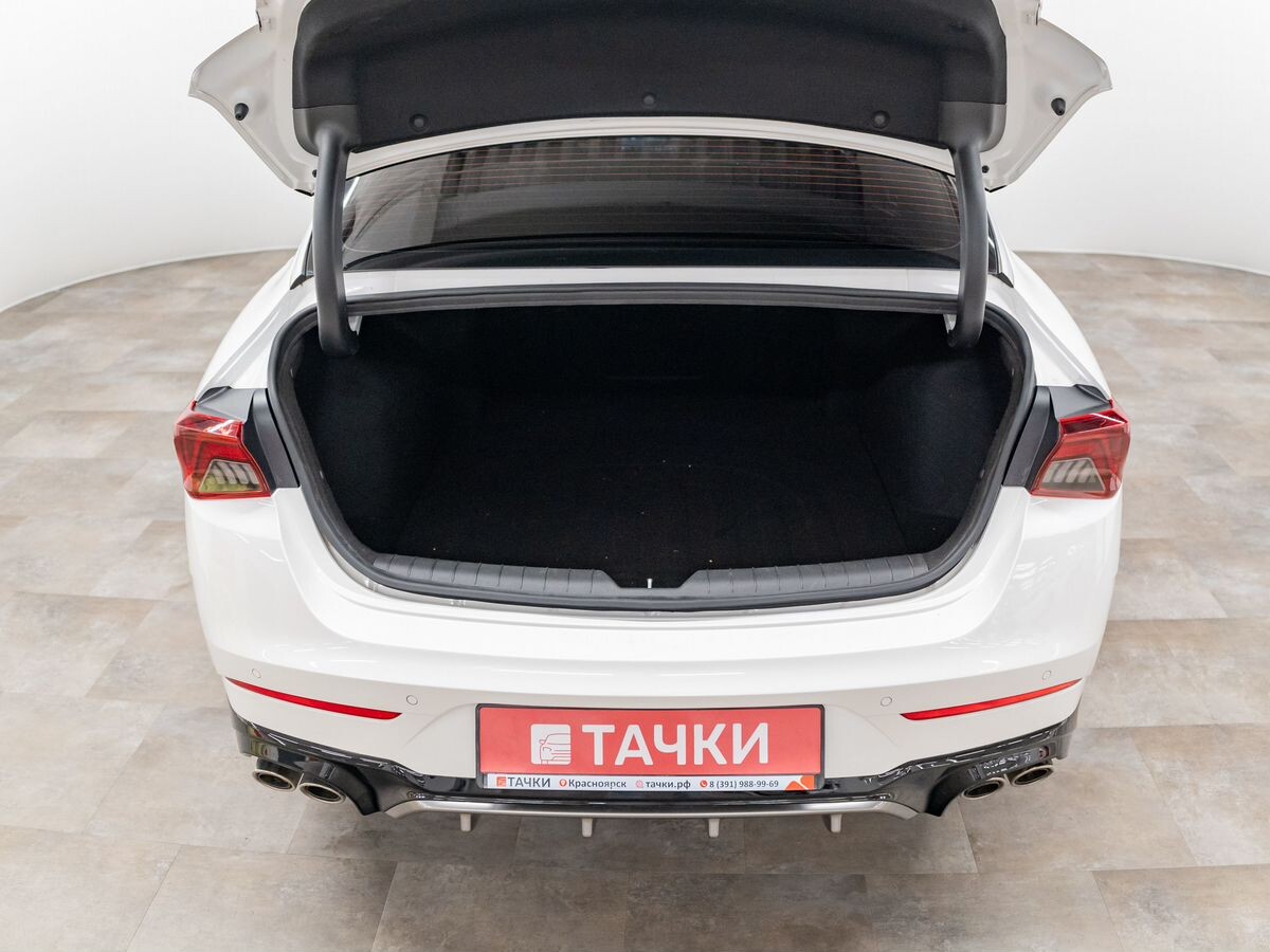 Kia K5 2023 - фото автомобиля