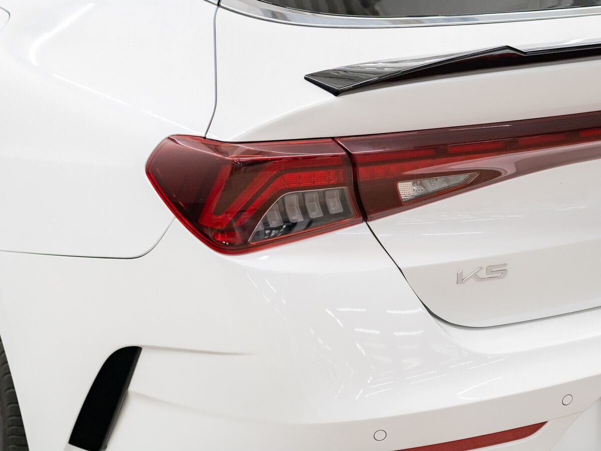 Kia K5 2023 - фото автомобиля