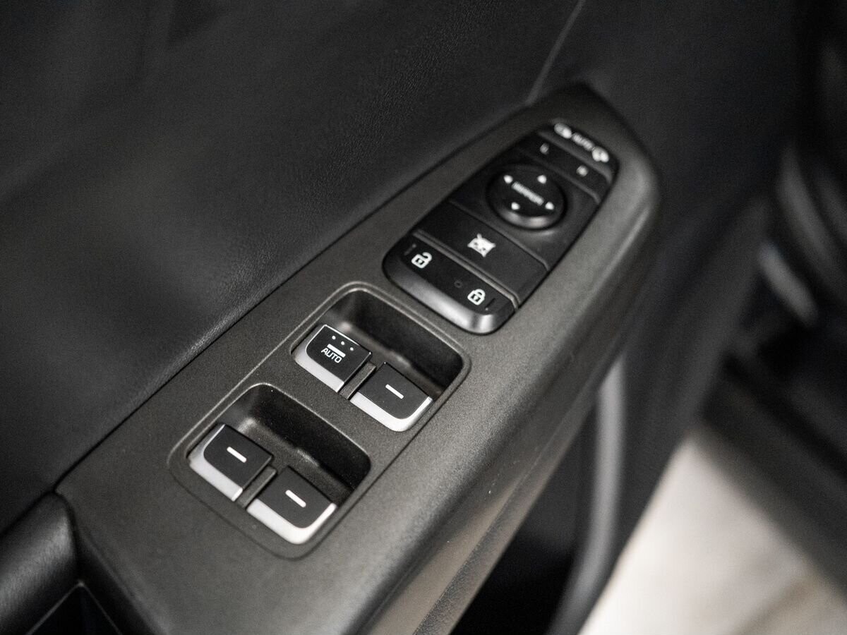 Kia Sportage 2018 - фото автомобиля