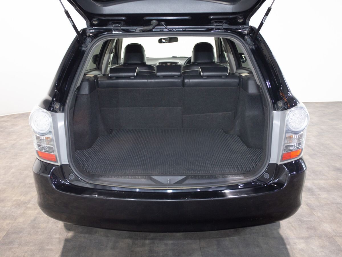 Toyota Corolla 2010 - фото автомобиля