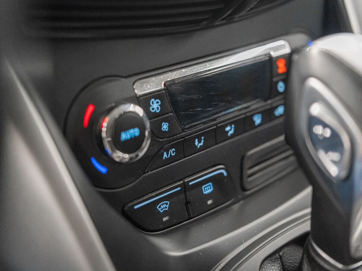 Ford Kuga 2014 - фото автомобиля