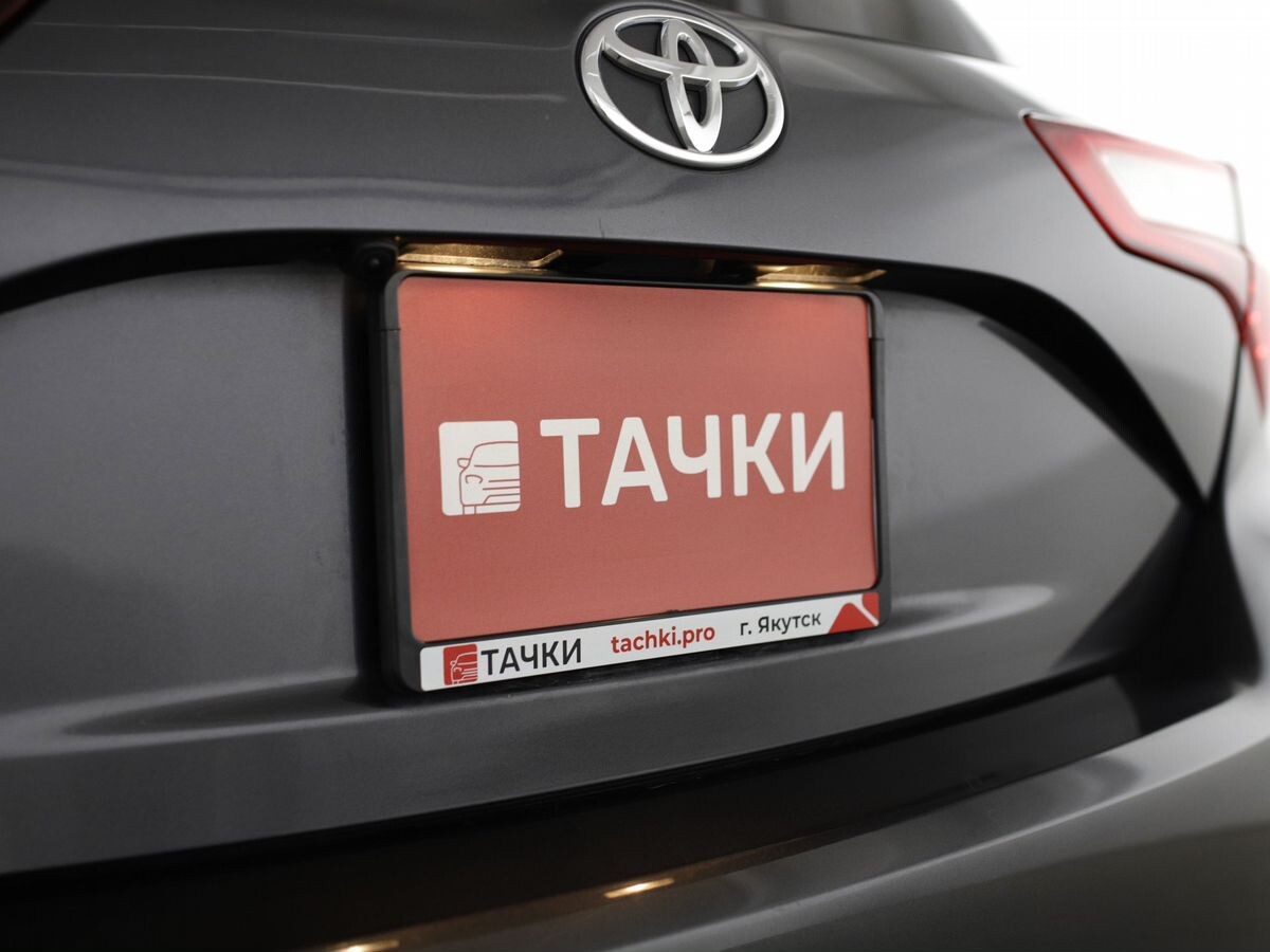 Toyota Vitz 2018 - фото автомобиля