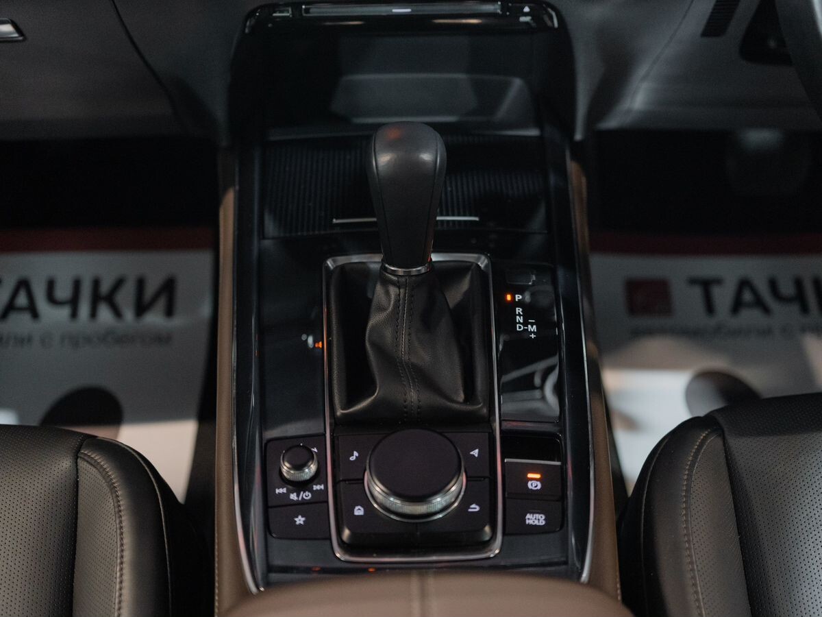 Mazda CX-30 2020 - фото автомобиля