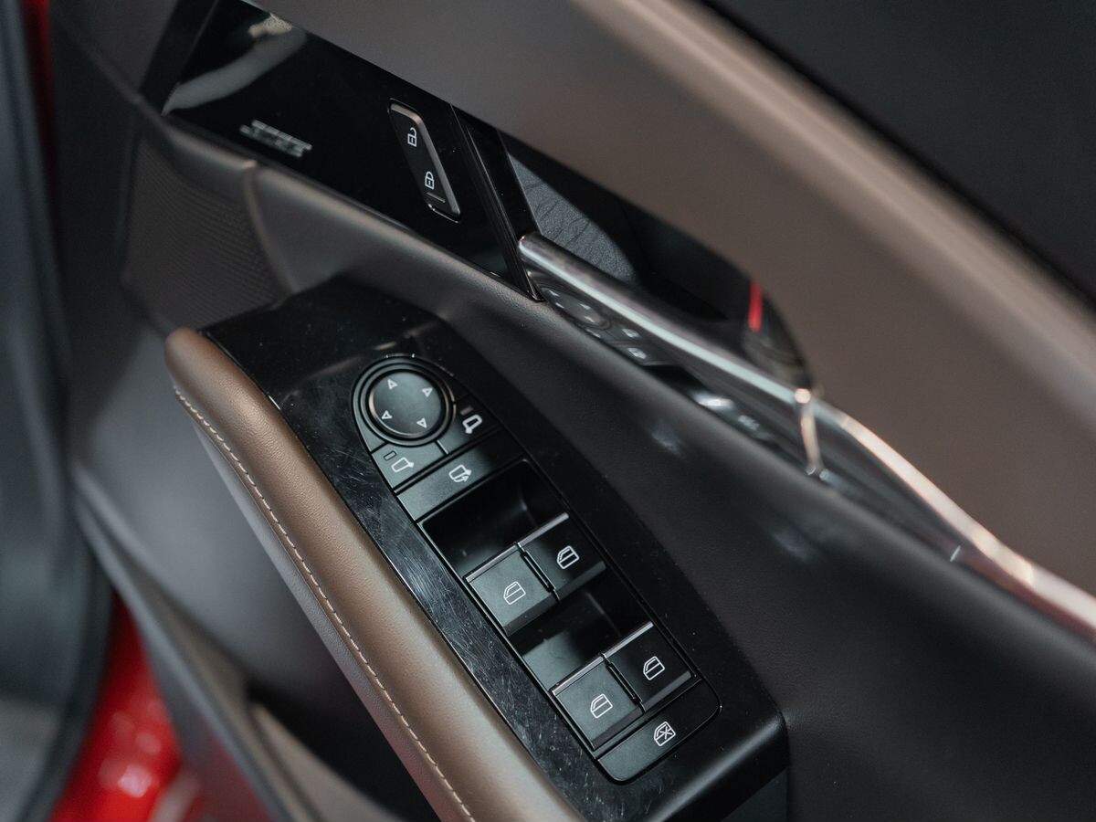 Mazda CX-30 2020 - фото автомобиля