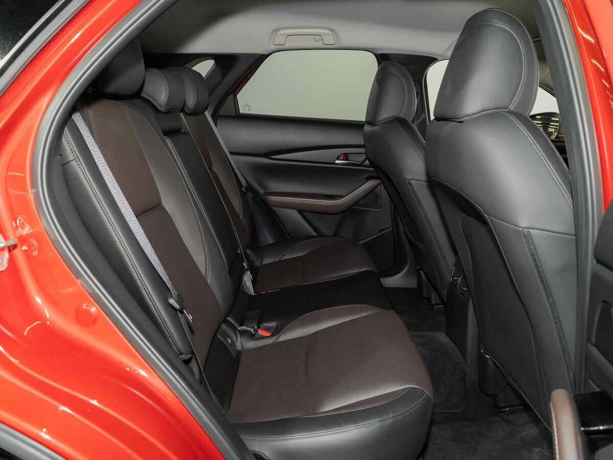 Mazda CX-30 2020 - фото автомобиля