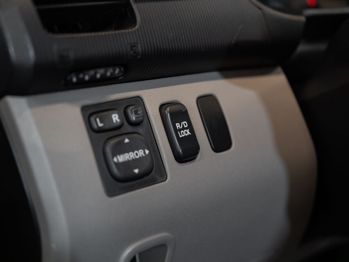 Mitsubishi Pajero Sport 2011 - фото автомобиля