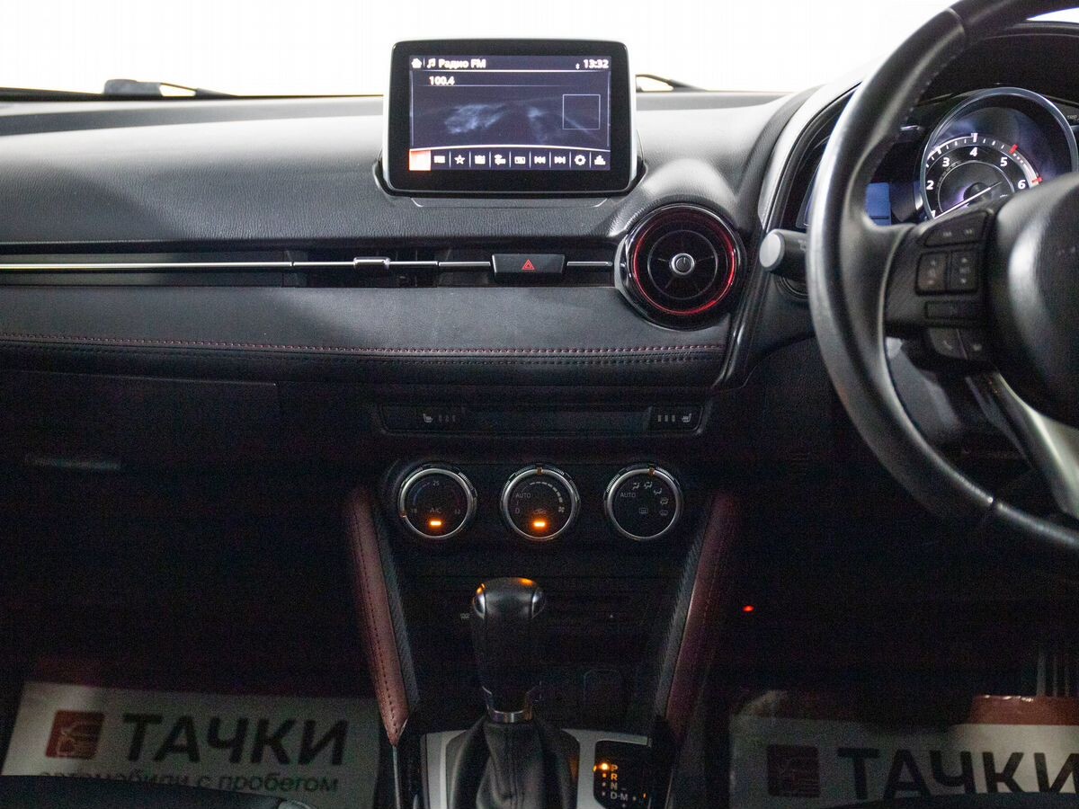 Mazda CX-3 2015 - фото автомобиля