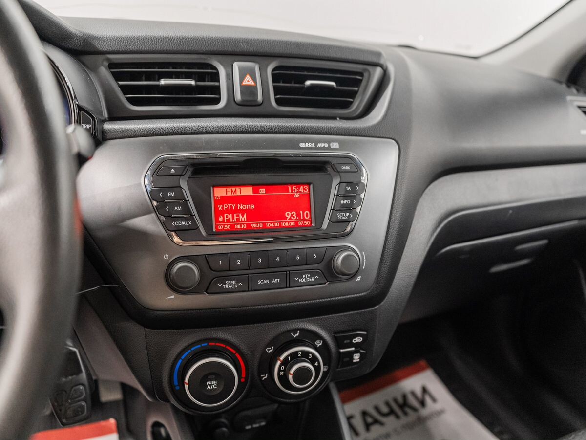 Kia Rio 2012 - фото автомобиля